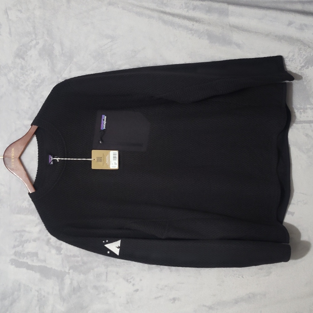 NWT Patagonia Crew Long Sleeve Men's Shirt, Size: L: Color: Black